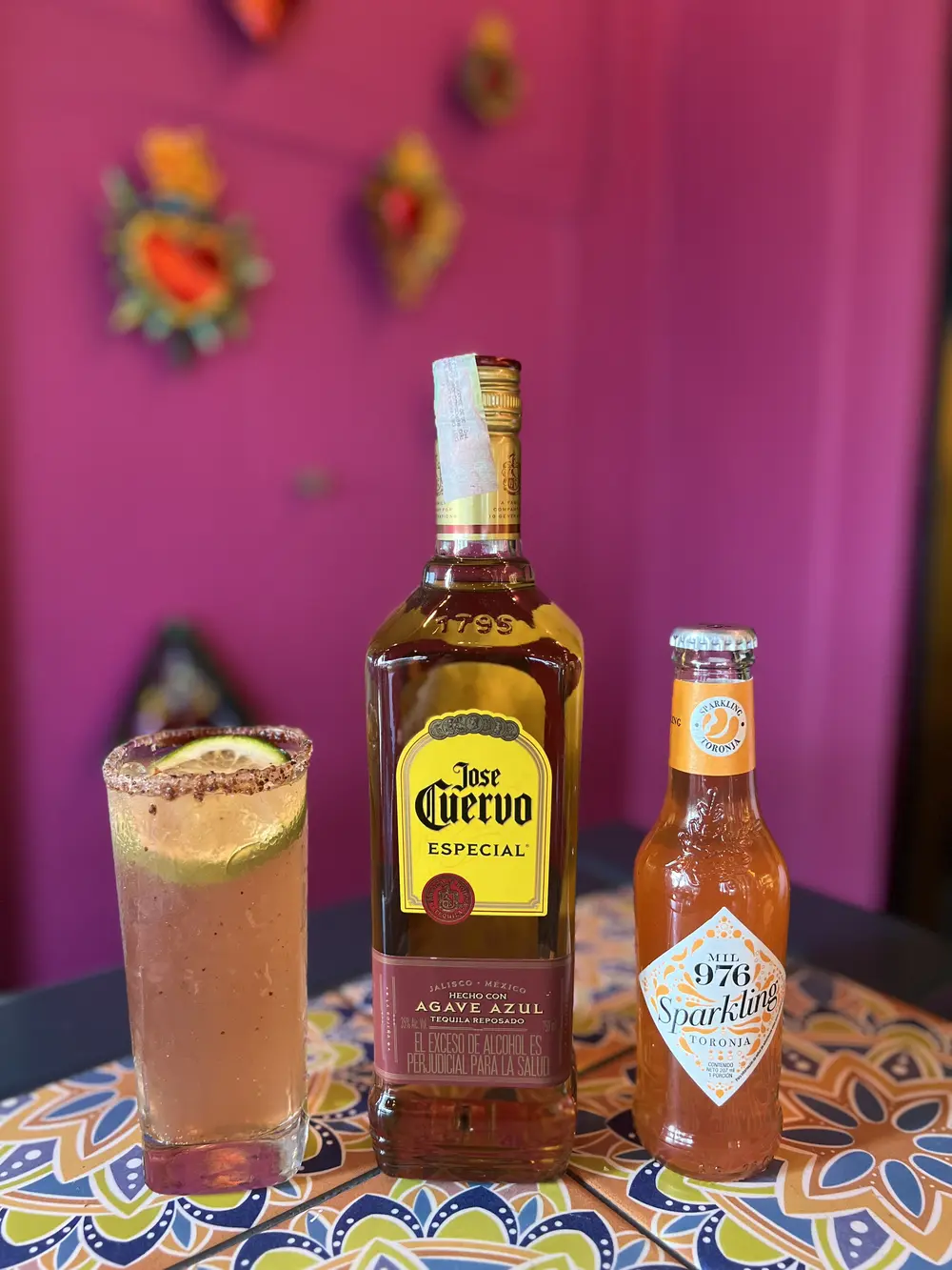 Cóctel con tequila y soda artesanal